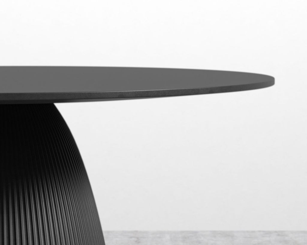 Grace Around™ Dining Table