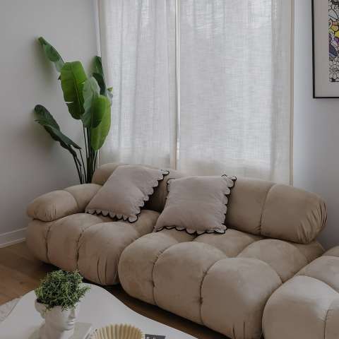 Quiet Moments™ Belia Signature Modular Sectional